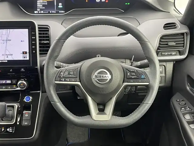 日産 セレナ e－パワー ハイウェイスター V 埼玉県 2022(令4)年 3.2万km ダイヤモンドブラック 純正１０インチナビ　アラウンドビューモニター　ＢＳI　ビルトインＥＴＣ　プロパイロット　レーダークルーズコントロール　デジタルインナーミラー　ドラレコ　ハンズフリー　ＨＤＭＩ　ＬＥＤライト　地デジＴＶ