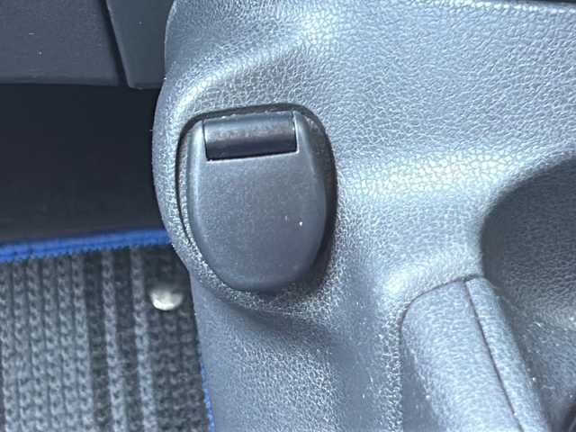 日産 ノート e－パワー X 静岡県 2019(令1)年 4.5万km インペリアルアンバーP 安全装備/・全方位カメラ/純正ナビ/FM/CD/DVD/Bluetooth/ipod/SD/フルセグTV/主要装備/・デジタルインナーミラー　/.ＥＴＣ　/・純正アルミホイール/・スマートキー　/・オートライト/・ステアリングリモコン　/・プッシュスタート/・ＬＥＤライト　/・純正フロアマット　/・衝突警報装置/・プリクラッシュセーフティー