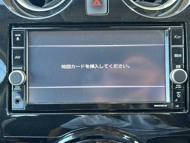 日産 ノート e－パワー X 静岡県 2019(令1)年 4.5万km インペリアルアンバーP 安全装備/・全方位カメラ/純正ナビ/FM/CD/DVD/Bluetooth/ipod/SD/フルセグTV/主要装備/・デジタルインナーミラー　/.ＥＴＣ　/・純正アルミホイール/・スマートキー　/・オートライト/・ステアリングリモコン　/・プッシュスタート/・ＬＥＤライト　/・純正フロアマット　/・衝突警報装置/・プリクラッシュセーフティー