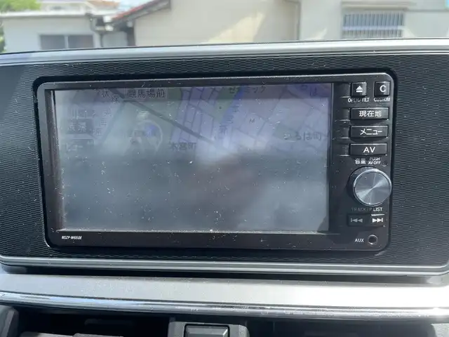 ダイハツ キャスト スタイル G SAⅡ 愛知県 2015(平27)年 2.7万km ファイアークォーツレッドM 純正SDナビゲーション【ＮＳＺＰ－Ｗ６５０ＤＥ】/・バックモニター/・地デジＴＶ/・FM/AMラジオ/・CD/DVD/・Bluetooth/スマートアシストII/・衝突回避支援ブレーキ/・衝突警報/・車線逸脱警報/・誤発進抑制制御/・後方誤発進抑制制御/・先行車発進お知らせ/LEDヘッドランプ/オートライト/ETC/純正１５インチアルミホイール/オートエアコン/SRSエアバック【運転席/助手席】/キーフリーシステム/プッシュボタンスタート/保証書/取扱説明書/スペアキー１本