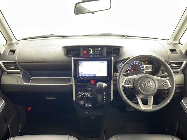 トヨタ ルーミー カスタムG－T 茨城県 2022(令4)年 4.8万km パールホワイトⅢ 純正SDナビ　/フルセグTV/FM　AM　CD　DVD　SD　/Bluetooth接続/ハンズフリー対応/USBポート/全周囲カメラ/オートライト/オートマチックハイビーム/両側電動スライドドア/アダプティブクルーズコントロール/衝突被害軽減ブレーキ/前後コーナーセンサー/パーキングセンサー/Clazzioシートカバー/純正フロアマット/横滑り制御機能/アイドリングストップ/盗難防止装置/ビルトインＥＴＣ/純正ホイール/プッシュスタート/スマートキー