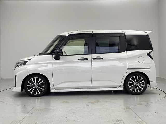 トヨタ ルーミー カスタムG－T 茨城県 2022(令4)年 4.8万km パールホワイトⅢ 純正SDナビ　/フルセグTV/FM　AM　CD　DVD　SD　/Bluetooth接続/ハンズフリー対応/USBポート/全周囲カメラ/オートライト/オートマチックハイビーム/両側電動スライドドア/アダプティブクルーズコントロール/衝突被害軽減ブレーキ/前後コーナーセンサー/パーキングセンサー/Clazzioシートカバー/純正フロアマット/横滑り制御機能/アイドリングストップ/盗難防止装置/ビルトインＥＴＣ/純正ホイール/プッシュスタート/スマートキー