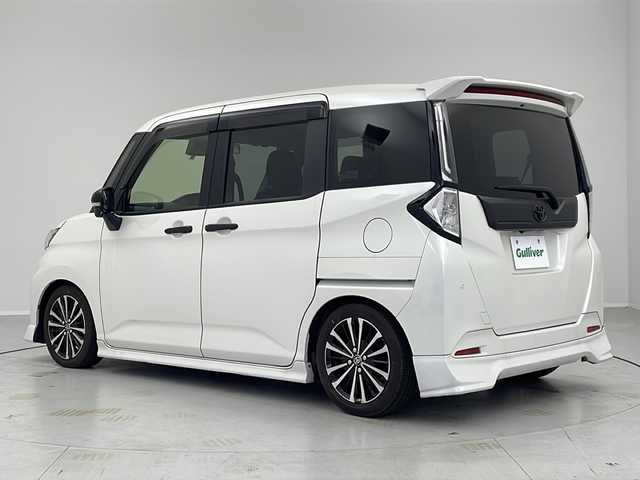 トヨタ ルーミー カスタムG－T 茨城県 2022(令4)年 4.8万km パールホワイトⅢ 純正SDナビ　/フルセグTV/FM　AM　CD　DVD　SD　/Bluetooth接続/ハンズフリー対応/USBポート/全周囲カメラ/オートライト/オートマチックハイビーム/両側電動スライドドア/アダプティブクルーズコントロール/衝突被害軽減ブレーキ/前後コーナーセンサー/パーキングセンサー/Clazzioシートカバー/純正フロアマット/横滑り制御機能/アイドリングストップ/盗難防止装置/ビルトインＥＴＣ/純正ホイール/プッシュスタート/スマートキー