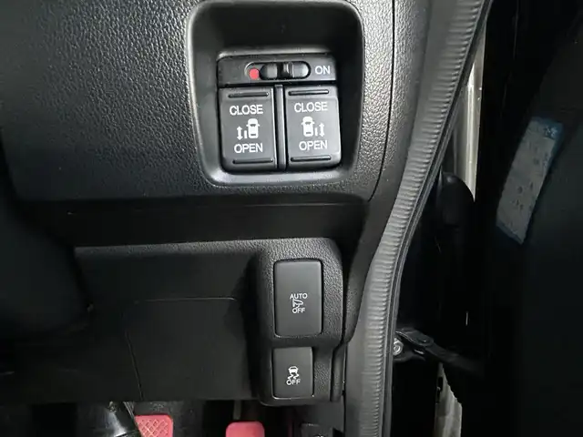 ホンダ Ｎ ＢＯＸ カスタム G Lパッケージ 群馬県 2015(平27)年 11.4万km スマートブラック (株)IDOMが運営する【じしゃロン伊勢崎店】の自社ローン専用車両になりますこちらは現金またはオートローンご利用時の価格です。自社ローンご希望の方は別途その旨お申付け下さい/両側パワースライドドア/純正メモリーナビゲーション/バックカメラ/CD/DVD/SD/BT/ワンセグTV/ETC/HIDヘッドライト/オートライト/フォグライト