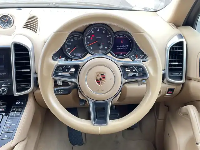 ポルシェ カイエン プラチナエディション 愛知県 2017(平29)年 6.4万km 黒 サンルーフ/レザー/メーカーマルチナビ/Bluetooth/バック・サイドカメラ/ボーズサウンド/2.0ETC/クルコン/パワーバックドア/ヒルコン/クリアランスソナー/オートライト/シートヒーター/メモリーシート/パドルシフト/スマートキー２/取説/保証書