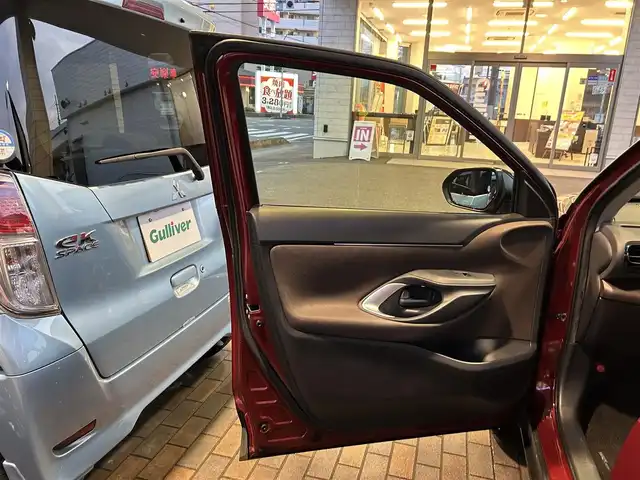 トヨタ ヤリスクロス Z 群馬県 2020(令2)年 4.7万km ブラックマイカ/センシュアルレッドマイカ ワンオーナー/メモリナビ/全方位カメラ/Bluetooth/電動シート/クルーズコントロール/車線逸脱警報装置/衝突軽減防止システム/純正18インチアルミホイール
