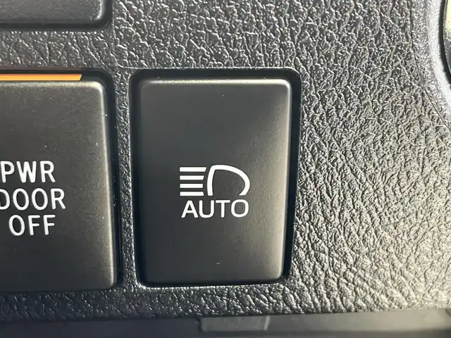 トヨタ ヴェルファイア Z Aエディション 岩手県 2019(平31)年 5.3万km ホワイトパールクリスタルシャイン ４WD/12.1型後席ディスプレイ/寒冷地仕様/両側パワースライドドア/助手席スーパーロングスライドシート/トヨタセーフティセンス/プリクラッシュセーフティ/レーダークルーズコントロール/レーントレーシングアシスト/オートマチックハイビーム/ロードサインアシスト/クリアランスソナー/パーキングサポートブレーキ/ブレーキホールド/AC100V100Wアクセサリーコンセント/横滑り防止装置/アイドリングストップ/MTモード付AT/オットマン/ウォークスルー/レザー調シートカバー/エンジンスターター/純正１０インチナビ/フルセグTV/ETC/ドライブレコーダー/LEDヘッドランプ/フロント・リヤフォグランプ