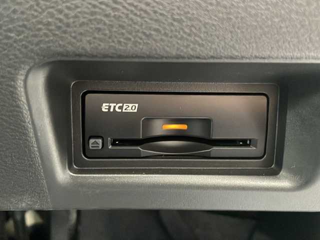 日産 セレナ e－パワー ハイウェイスター V 広島県 2025(令7)年 0.1千km プリズムホワイト 禁煙/アラウンドビューモニター/インテリジェントインナーミラー/LEDオートライト/エマージェンシーブレーキ/横滑り防止装置/車線維持支援/標識検知支援/ハイビームアシスト/BSW/コーナーセンサー/プロパイロット/純正12.3型メモリナビ/（AM/FM/BT/フルセグTV/HDMI/USB）/ワイヤレス充電/ステアリングスイッチ/ハンズフリー両側パワースライドドア/電動パーキングブレーキ/オートホールド/ウォークスルー/スマートキー/プッシュスタートボタン/スペアキー/純正１６インチアルミホイール/ETC