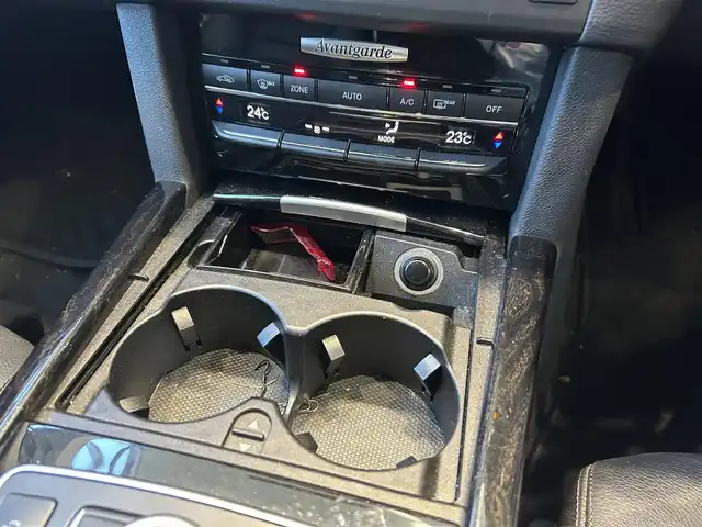 メルセデス・ベンツ Ｅ３５０ ブルーテックワゴンアバンギャルド 大阪府 2011(平23)年 5.5万km イリジウムシルバー サンルーフ/純正ナビ/TV/バックカメラ/純正17インチAW/HIDヘッドライト/クリアランスソナー/電動リアゲート/パドルシフト/ＥＴＣ/黒革/メモリ付きパワーシート/シートヒーター/クルコン/ルーフレール