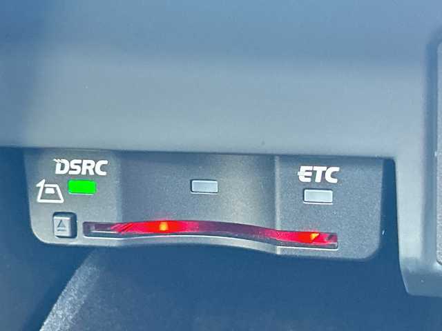 アウディ Ａ４ 2．0TFSIスポーツ 千葉県 2016(平28)年 3.7万km 白 純正ナビ　シートヒーター　パワーシート　バックカメラ　クルーズコントロール　ドライブレコーダー　スマートキー　純正フロアマット　オートライト　ＥＴＣ　純正ＡＷ　ＬＥＤヘッドライト　トランクスポイラー