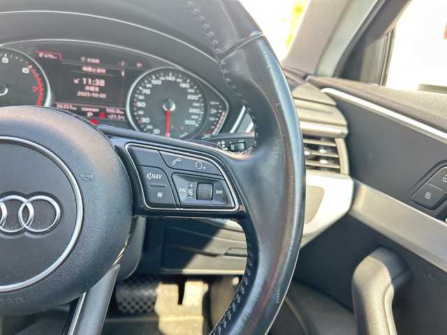 アウディ Ａ４ 2．0TFSIスポーツ 千葉県 2016(平28)年 3.7万km 白 純正ナビ　シートヒーター　パワーシート　バックカメラ　クルーズコントロール　ドライブレコーダー　スマートキー　純正フロアマット　オートライト　ＥＴＣ　純正ＡＷ　ＬＥＤヘッドライト　トランクスポイラー