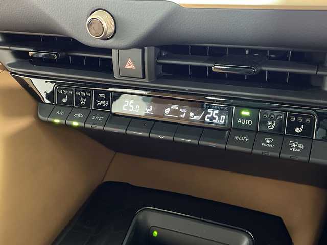 トヨタ クラウン スポーツ Z 福岡県 2024(令6)年 0.9万km プレシャスホワイトパール モデリスタフルエアロ/純正メモリナビ/パノラマルーフ/アドバンスドパーク/アラウンドビューモニター/ブラインドスポットモニター/フルセグテレビ/ブラウンレザーシート/シートヒーター/シートクーラー/ETC2.0/パワーバックドア/置くだけ充電/モデリスタドアプロテクター/純正フロアマット(ロイヤルタイプ)/寒冷地仕様