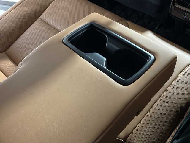 トヨタ クラウン スポーツ Z 福岡県 2024(令6)年 0.9万km プレシャスホワイトパール モデリスタフルエアロ/純正メモリナビ/パノラマルーフ/アドバンスドパーク/アラウンドビューモニター/ブラインドスポットモニター/フルセグテレビ/ブラウンレザーシート/シートヒーター/シートクーラー/ETC2.0/パワーバックドア/置くだけ充電/モデリスタドアプロテクター/純正フロアマット(ロイヤルタイプ)/寒冷地仕様