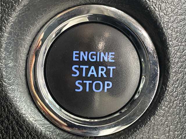 トヨタ アルファード S Cパッケージ 福岡県 2018(平30)年 6.5万km ホワイトパールクリスタルシャイン 純正10.5インチメーカーOPナビ/・JBLプレミアムサウンド/・CD/DVD/BT/フルセグTV/・パノラミックビューモニター/純正12.1インチフリップダウンモニター/トヨタセーフティセンス/・プリクラッシュセーフティ/・レーントレーシングアシスト/・パーキングサポートブレーキ/・リヤクロストラフィックアラート/・ロードサインアシスト/・オートハイビーム/・レーダークルーズコントロール/・ブラインドスポットモニター/クリアランスソナー/両側パワースライドドア/パワーバックドア/レザーシート/・シートヒーター/ベンチレーション/・パワーシート/ウッドコンビハンドル/・ステアリングリモコン/・ステアリングヒーター/ブレーキホールド/ETC2.0/純正18インチアルミホイール/純正フロアマット/純正ドアバイザー