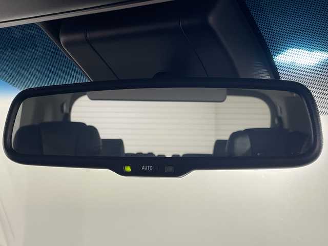 トヨタ アルファード S Cパッケージ 福岡県 2018(平30)年 6.5万km ホワイトパールクリスタルシャイン 純正10.5インチメーカーOPナビ/・JBLプレミアムサウンド/・CD/DVD/BT/フルセグTV/・パノラミックビューモニター/純正12.1インチフリップダウンモニター/トヨタセーフティセンス/・プリクラッシュセーフティ/・レーントレーシングアシスト/・パーキングサポートブレーキ/・リヤクロストラフィックアラート/・ロードサインアシスト/・オートハイビーム/・レーダークルーズコントロール/・ブラインドスポットモニター/クリアランスソナー/両側パワースライドドア/パワーバックドア/レザーシート/・シートヒーター/ベンチレーション/・パワーシート/ウッドコンビハンドル/・ステアリングリモコン/・ステアリングヒーター/ブレーキホールド/ETC2.0/純正18インチアルミホイール/純正フロアマット/純正ドアバイザー