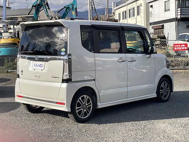 ホンダ Ｎ ＢＯＸ カスタム G Lパッケージ 神奈川県 2015(平27)年 8万km プレミアムホワイトパールⅡ (株)IDOMが運営する【じしゃロン秦野店】の自社ローン対象車両になります。こちらは現金ご利用時の価格です。自社ローンご希望の方は別途その旨お申付け下さい。//メモリナビ//ワンセグテレビ//バックカメラ//プッシュスタート//片側パワースライドドア