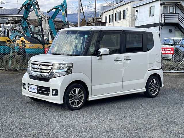 ホンダ Ｎ ＢＯＸ カスタム G Lパッケージ 神奈川県 2015(平27)年 8万km プレミアムホワイトパールⅡ (株)IDOMが運営する【じしゃロン秦野店】の自社ローン対象車両になります。こちらは現金ご利用時の価格です。自社ローンご希望の方は別途その旨お申付け下さい。//メモリナビ//ワンセグテレビ//バックカメラ//プッシュスタート//片側パワースライドドア