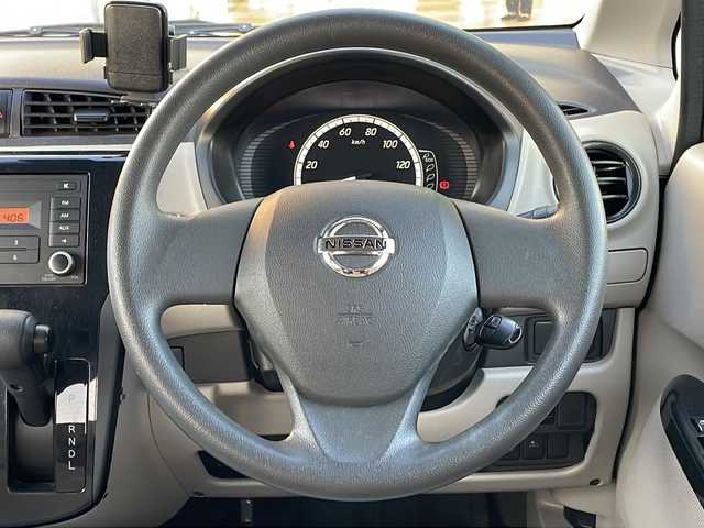 日産 デイズ J 青森県 2015(平27)年 5.7万km クールシルバー 純正オーディオ/エマージェンシーブレーキ/踏み間違え防止装置/横滑り防止装置/ブレーキアシスト/ETC/オートレベリング機能/純正フロアマット/ドアバイザー/リモコンキー