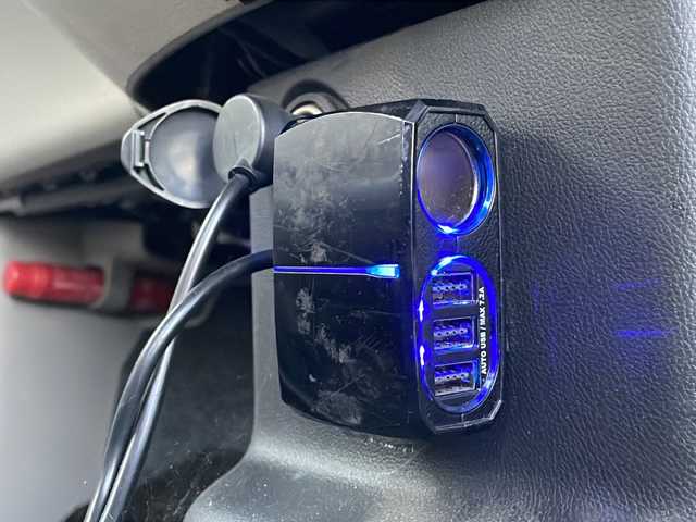 日産 デイズ J 青森県 2015(平27)年 5.7万km クールシルバー 純正オーディオ/エマージェンシーブレーキ/踏み間違え防止装置/横滑り防止装置/ブレーキアシスト/ETC/オートレベリング機能/純正フロアマット/ドアバイザー/リモコンキー