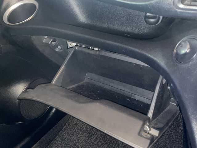 トヨタ シエンタ G 静岡県 2016(平28)年 6.9万km コバルトブルーメタリック /社外ナビ/地デジTV//社外CD/DVD/Bluetooth//バックカメラ//両側パワースライドドア//セーフティセンス//オートハイビーム//レーンキープアシスト//社外15インチAW//LEDヘッドライト//スマートキー//ETC