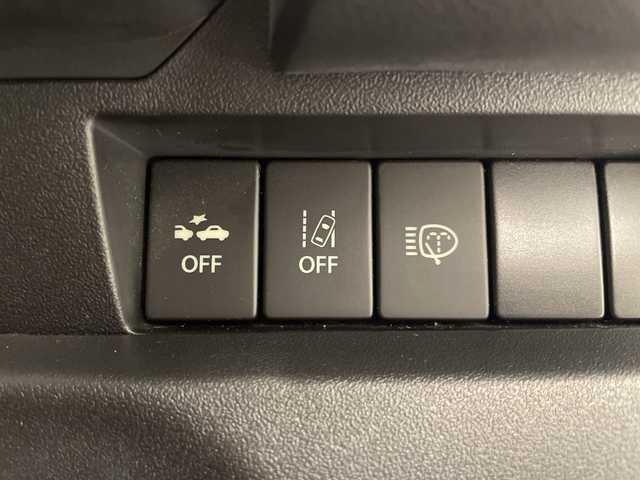 スズキ ジムニー XC 宮崎県 2019(令1)年 7万km シフォンアイボリーM 禁煙車/衝突被害軽減ブレーキ/純正8型ナビTV/（CN-RZ843/CD/DVD/Bluetooth/フルセグTV)/純正バックカメラ/純正LEDオートライト/純正フォグ/純正16インチアルミ/純正ラバーマット/クルーズコントロール/ダウンヒルアシストコントロール/オートマチックハイビーム/レーンディパーチャーアラート/前席シートヒーター/オートエアコン/ウインカードアミラー/本革巻ハンドル/スマートキー/プッシュエンジンスタート/スペアキー/新車時保証書/取扱い説明書