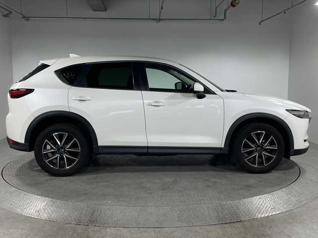 マツダ ＣＸ－５ 20S 神奈川県 2018(平30)年 9万km スノーフレイクホワイトパールマイカ 純正ナビ　フルセグTV　CD/DVD/BT/AUX/スマートブレーキシティーサポート/バックカメラ/ステアリングスイッチ/レーダークルーズコントロール/BSM/車線警報逸脱システム/パーキングセンサー/オートハイビーム/アイドリングストップ/前後コーナーセンサー/トラクションコントロールシステム（TCS）/レーンキープアシストシステム（LAS）/純正フロアマット/純正19インチAW/スマートキー/LED