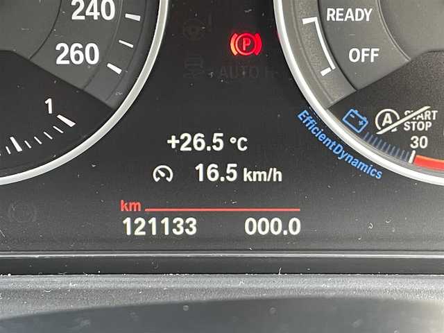 ＢＭＷ Ｘ１ sDrive 18i Xライン 香川県 2016(平28)年 12.2万km アルピンホワイトⅢ ワンオーナー/スマートキー/衝突軽減/レーンアシスト/保証書/取扱説明書/アイドリングストップ/純正ナビ/cd/dvd/bt/usb/aux/フルセグTV/バックカメラ/パワーシート/シートヒーター/ブラックレザーシート/サンルーフ/パワーバックドア/純正18インチアルミ/コーナーセンサー/フォグランプ/ウィンカーミラー/ルーフレール/オートライト/オートワイパー/革巻きステアリング