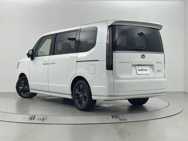 ホンダ ステップワゴン スパーダ eHEV 埼玉県 2025(令7)年 0.1万km未満 プラチナムホワイトパール 登録済未使用車/ホンダセンシング/純正11.4インチナビ/Bluetooth/フルセグ/両側パワースライドドア/バックカメラ/クルーズコントロール/ハーフレザーシート/前席シートヒーター/パドルシフト/純正16インチAW/プッシュスタート/スマートキー/スペアキー1本