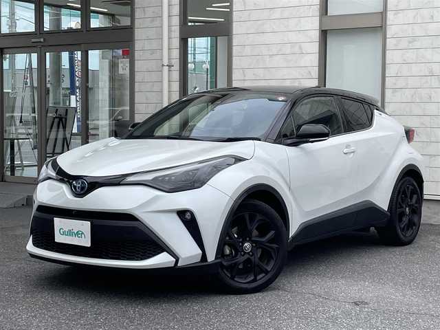トヨタ Ｃ－ＨＲ G 群馬県 2023(令5)年 2.5万km パール ワンオーナー/純正ディスプレイオーディオ/全方位カメラ/ビルトインETC2.0/ドラレコ前後/クルーズコントロール(追従走行あり)/横滑り防止装置/Bluetooth/オートライト/オートマチックハイビーム/シートヒーター(D+N席)/LEDヘッドライト/スマートキー/純正アルミホイール/純正フロアマット/コーナーセンサー前後/USB入力端子/プッシュスタート/保証書/取扱説明書
