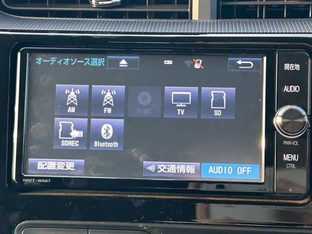 トヨタ アクア S スタイルブラック 千葉県 2018(平30)年 1.7万km シルバーM 純正SDナビ/フルセグテレビ/Bluetooth接続/CD/SD再生/ETC/横滑り防止装置/前後コーナーセンサー/衝突被害軽減システム/レーンキープアシスト/ヘッドライトレベライザー/オートハイビーム/オートライト/プッシュスタート/スマートキー/スペアキー×1/前方ドライブレコーダー/純正フロアマット/ドアバイザー/電動格納ウィンカーミラー/保証書