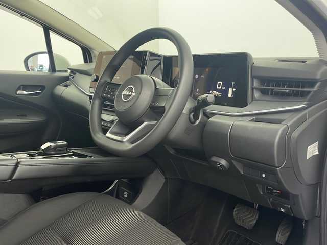 日産 ノート X 栃木県 2021(令3)年 2.2万km ピュアホワイトパール e-POWER/純正メモリーナビ/・AM/FM/フルセグ/BT/HDMI/AndroidAuto/エマージェンシーブレーキ/ブラインドスポットモニター/ふらつき警報/アラウンドビューモニター/デジタルインナーミラー/オートハイビーム/純正前側ドライブレコーダー/電動パーキング/ビルトインETC/ワイヤレス充電/ステアリングスイッチ/純正マット/ドアバイザー