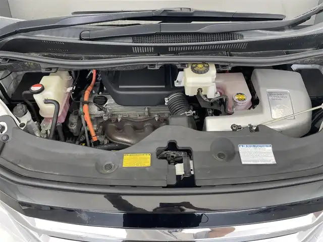 トヨタ ヴェルファイア ハイブリット ZR 山形県 2014(平26)年 11.5万km ホワイトパールクリスタルシャイン 社外ナビ/Bluetooth/USB/HDMI/フルセグテレビ/モデリスタエアロ/フリップダウンモニター/前方ドライブレコーダー/クリアランスソナー/クルーズコントロール/両側パワースライドドア/ETC/D/N席シートヒーター /オットマン/HIDヘッドライト/オートライト/プッシュスタート /スマートキー