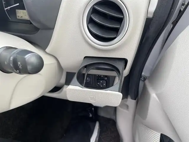 日産 デイズ X 島根県 2016(平28)年 5.4万km ホワイトパール 登録時走行距離53784km/純正ナビ/BT・CD・FM・AM/エマージェンシーブレーキ/全周囲カメラ/アイドリングストップ/前後ドライブレコーダー/純正フロアマット/社外14インチアルミホイール/ハロゲンライト/ドアバイザー/エンジンスタートボタン