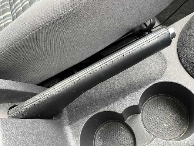 フォルクスワーゲン ゴルフ トゥーラン クロストゥーラン 茨城県 2014(平26)年 9.8万km 黒 純正ナビ/-BT/AM/FM/CD/DVD /ドライブレコーダー　/バックカメラ　/ガラスルーフ　/ＥＴＣ /ルーフレール /サイドエアバッグ /Wエアバッグ /16インチBSJアルミホイール /純正フロアマット /スペアキー /ISOFIX /オートエアコン/サマータイヤ4本詰め込みあり/パワーウィンドウ/パワーステアリング