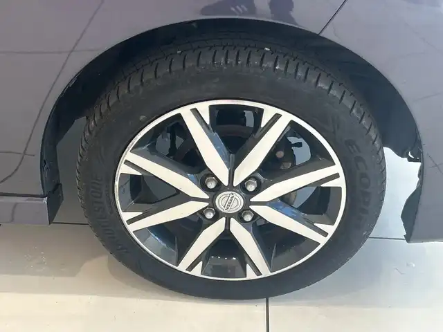 日産 デイズ ルークス HWS X Vセレクション 埼玉県 2017(平29)年 5.6万km プレミアムパープルP インテリジェントエマージェンシーブレーキ/純正SDナビ/　　DVD/フルセグTV/Bluetooth/USB/アラウンドビューモニター/両側パワースライドドア/ハーフレザーシート/純正15インチアルミホイール/純正LEDヘッドライト/純正フロアマット/ETC/スマートキー×2/禁煙車