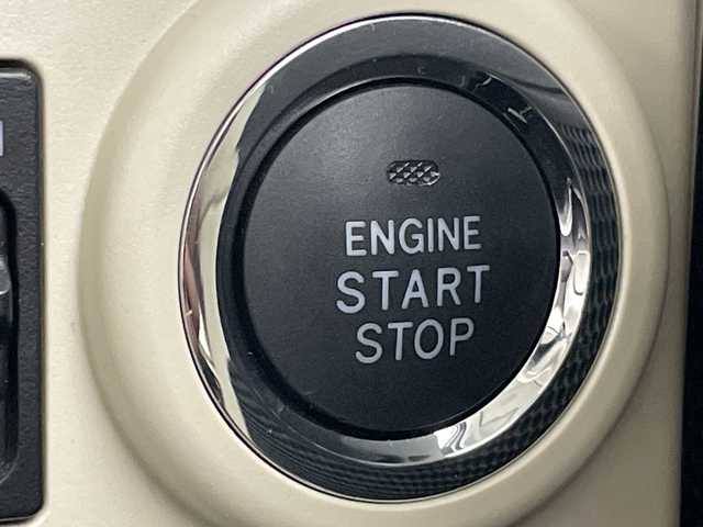 ダイハツ ムーヴ キャンバス G メイクアッフ SA Ⅱ 愛知県 2017(平29)年 1.8万km パールホワイトⅢ/ナチュラルベージュマイカメタリック 2トーン 禁煙車/純正8インチナビ/(Bluetooth/CD/DVD/SD/USB/HDMI/フルセグTV 品番:NSZP-X67D)/全方位カメラ/(バックカメラ)/衝突軽減ブレーキ/レーンキープアシスト/後部コーナーセンサー/ETC/両側パワースライドドア/アイドリングストップ/スマートキー/プッシュスタート/LEDヘッドライト/オートライト/フロントフォグランプ/純正フロアマット/ベンチシート