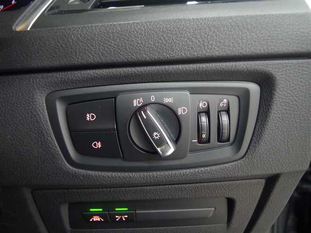 ＢＭＷ １１８ｄ Mスポーツ エディションシャドー 兵庫県 2019(令1)年 4.7万km ミネラルグレー ダーク・ヘッドライト/リア・ランプ（専用装備）/ハイグロス・ブラック・キドニー・グリル（専用装備）/18インチ Mライト・アロイ・ホイール・ダブルスポーク ジェット・ブラック（専用装備）/コーナー・クロス アンソラジット/グレー・ハイライト/ハイグロス・ブラック・トリム/パール・クローム・ハイライト/インテリア・バッヂ（専用装備）/パーキング・サポート・パッケージ（特別装備）/ACC/アクティブ・クルーズ・コントロール（ストップ＆ゴー機能付/特別装備）/コンフォート・パッケージ（特別装備）