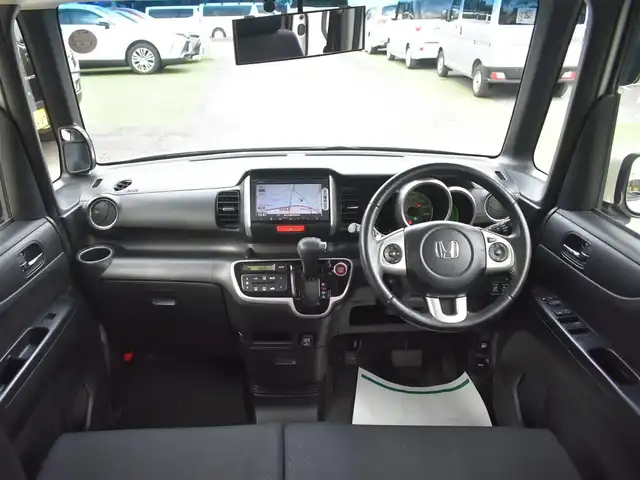 ホンダ Ｎ ＢＯＸ G Lパッケージ 神奈川県 2015(平27)年 3.5万km プレミアムホワイトパール 両側パワースライドドア/クルーズコントロール/純正メモリナビ/：ワンセグTV/：CD DVD再生/：Bluetoothオーディオ/：バックカメラ/：ステアリングスイッチ/純正HIDヘッドライト/：オートヘッドライト/ETC/純正フロアマット/：ドアバイザー/ロールサンシェード（後席左右）/オートエアコン/：プラズマクラスター