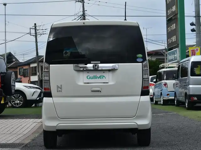 ホンダ Ｎ ＢＯＸ G Lパッケージ 神奈川県 2015(平27)年 3.5万km プレミアムホワイトパール 両側パワースライドドア/クルーズコントロール/純正メモリナビ/：ワンセグTV/：CD DVD再生/：Bluetoothオーディオ/：バックカメラ/：ステアリングスイッチ/純正HIDヘッドライト/：オートヘッドライト/ETC/純正フロアマット/：ドアバイザー/ロールサンシェード（後席左右）/オートエアコン/：プラズマクラスター