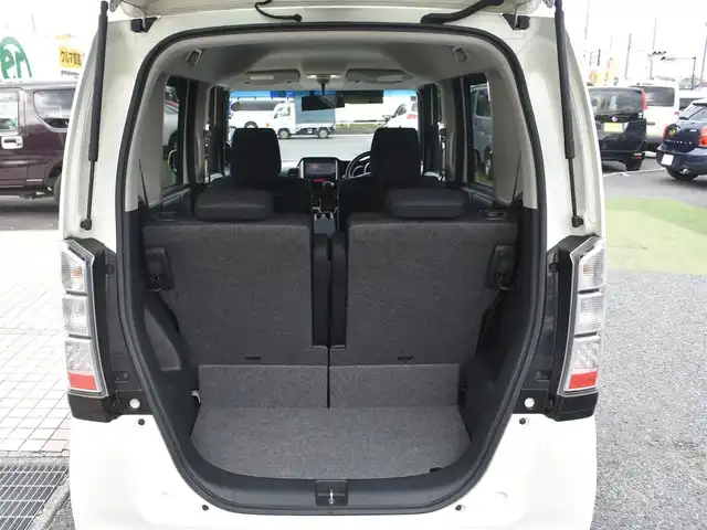 ホンダ Ｎ ＢＯＸ G Lパッケージ 神奈川県 2015(平27)年 3.5万km プレミアムホワイトパール 両側パワースライドドア/クルーズコントロール/純正メモリナビ/：ワンセグTV/：CD DVD再生/：Bluetoothオーディオ/：バックカメラ/：ステアリングスイッチ/純正HIDヘッドライト/：オートヘッドライト/ETC/純正フロアマット/：ドアバイザー/ロールサンシェード（後席左右）/オートエアコン/：プラズマクラスター