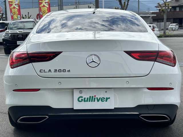 メルセデス・ベンツ ＣＬＡ２００ｄ 愛媛県 2020(令2)年 4.3万km ポーラホワイト レーダーセーフティパッケージ/ナビゲーションパッケージ/アクティブパーキングアシスト/LEDハイパフォーマンスヘッドランプ/純正18インチAW/10.25インチワイドディスプレイ/　Bluetooth/フルセグTV/ハーフレザーシート/前席パワーシート/革巻きステアリング/ドライブレコーダー/置くだけ充電/スペアキー×1/社外フロアマット/スカッフイルミネーション/保証書