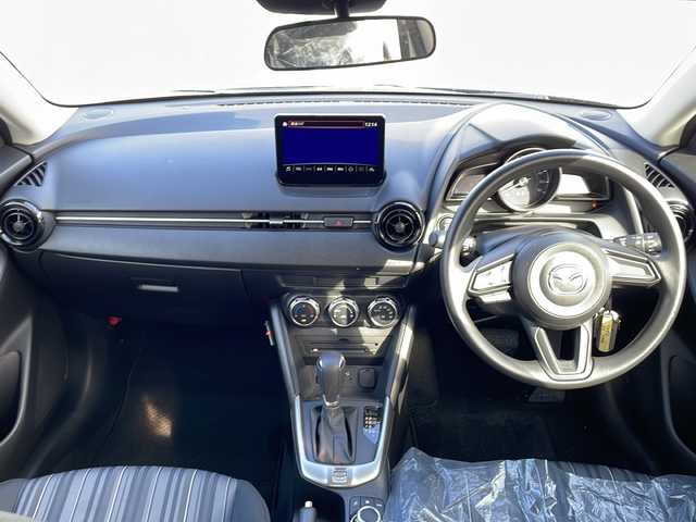 マツダ マツダ２ 15S スマートエディション 岩手県 2023(令5)年 3.1万km ディープクリスタルブルーマイカ マツダ8型ナビ 全周囲C フルセグTV BSM ETC Bluetooth DVD再生 スマホ連携 ステアリングスイッチ MTモード付AT オートLEDヘッドライト フォグランプ コーナーセンサー オート電格ミラー フロアマット スマートキー