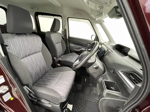 スズキ ソリオ HV MZ 熊本県 2020(令2)年 4.8万km メロウディープレッドパール 純正9インチナビ（ＣＤ・ＤＶＤ・フルセグ・ＢＴ・ＵＳＢ）/全周囲カメラ/両側パワースライドドア　/前席シートヒーター　/後ろのみクリアランスソナー　/レーダークルーズコントロール　/衝突軽減ブレーキ　/レーンキープアシスト/横滑り防止/アイドリングストップ/ヘッドアップディスプレイ/スリムサーキュレーター/パーソナルテーブル/純正フロアマット/純正１５インチAW/オートライト/LEDヘッドライト/フォグランプ/スマートキー/プッシュスタート