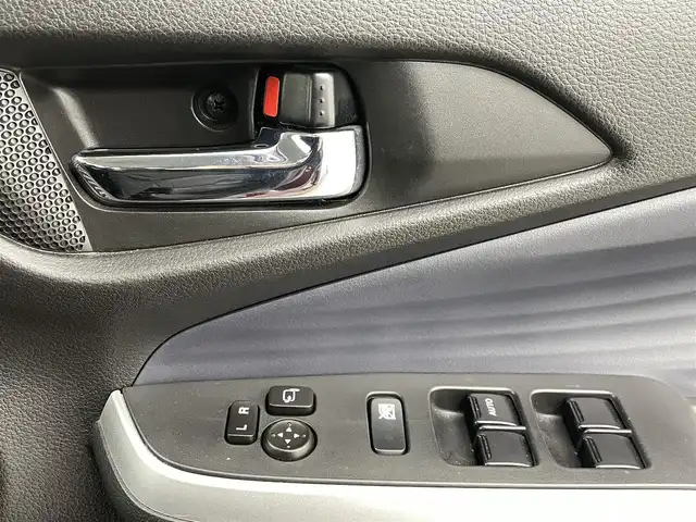 スズキ ソリオ HV MZ 熊本県 2020(令2)年 4.8万km メロウディープレッドパール 純正9インチナビ（ＣＤ・ＤＶＤ・フルセグ・ＢＴ・ＵＳＢ）/全周囲カメラ/両側パワースライドドア　/前席シートヒーター　/後ろのみクリアランスソナー　/レーダークルーズコントロール　/衝突軽減ブレーキ　/レーンキープアシスト/横滑り防止/アイドリングストップ/ヘッドアップディスプレイ/スリムサーキュレーター/パーソナルテーブル/純正フロアマット/純正１５インチAW/オートライト/LEDヘッドライト/フォグランプ/スマートキー/プッシュスタート