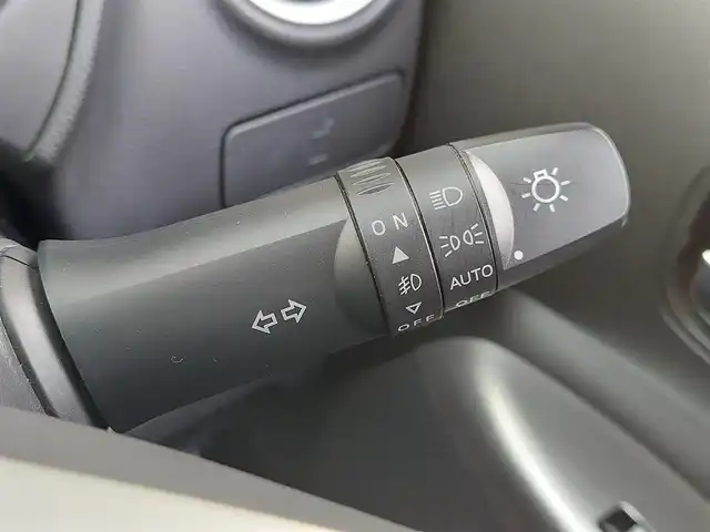 三菱 ｅＫカスタム T 東京都 2014(平26)年 2.4万km ショコラブラウンP 純正ナビ/フルセグTV/バックカメラ/ETC/プッシュスタート/HIDヘッドライト/オートライト/ドアバイザー/電動格納ドアミラー/純正フロアマット/15インチ純正アルミホイール/スマートキー