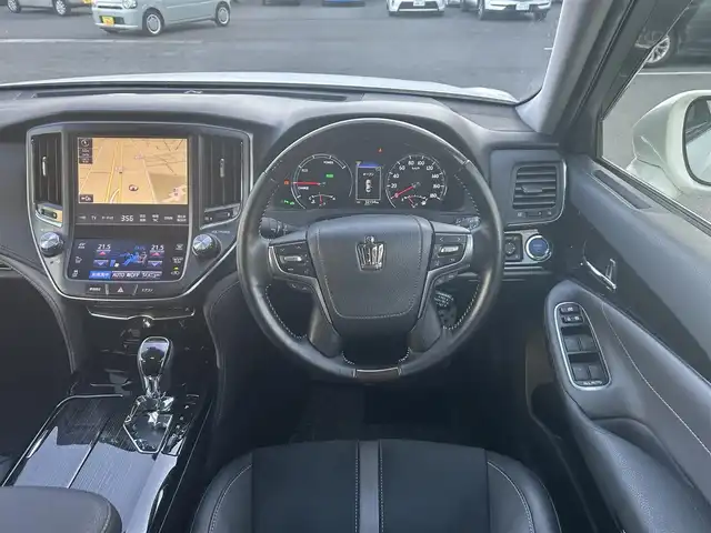 トヨタ クラウン ハイブリッド アスリートSJ-フロンティアLTD 愛知県 2018(平30)年 3.3万km ホワイトパールクリスタルシャイン 純正メモリナビ/フルセグテレビ/バックカメラ/Bluetooth/ウィンカーミラー/クルーズコントロール/ドアバイザー/プッシュスタート/ビルトインETC/衝突軽減ブレーキ/ハーフレザーシート/シートヒーター