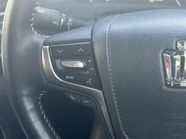 トヨタ クラウン ハイブリッド アスリートSJ-フロンティアLTD 愛知県 2018(平30)年 3.3万km ホワイトパールクリスタルシャイン 純正メモリナビ/フルセグテレビ/バックカメラ/Bluetooth/ウィンカーミラー/クルーズコントロール/ドアバイザー/プッシュスタート/ビルトインETC/衝突軽減ブレーキ/ハーフレザーシート/シートヒーター