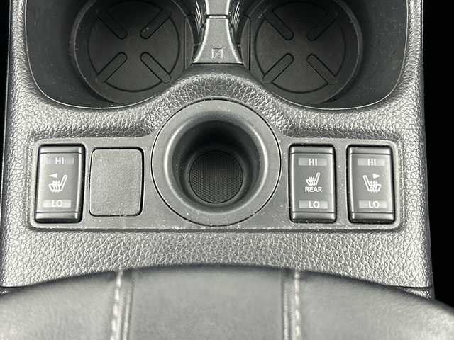 日産 エクストレイル 20Xi 愛知県 2021(令3)年 5.6万km ダイヤモンドブラック 禁煙車/ワンオーナー/純正9インチナビ/（CD/DVD/Bluetooth/フルセグTV/SD)/全方位カメラ/プロパイロット/衝突軽減ブレーキ/レーンキープアシスト/レーダークルーズコントロール/コーナーセンサー/オートマチックハイビーム/インテリジェントルームミラー/ETC/ドライブレコーダー/シートヒーター/前席パワーシート/パワーバックドア/アイドリングストップ/純正18インチアルミホイール/スマートキー/スペアキー1本/プッシュスタート/LEDヘッドライト/フロントフォグランプ/オートライト/純正フロアマット/横滑り防止装置/電子パーキングブレーキ/オートホールド