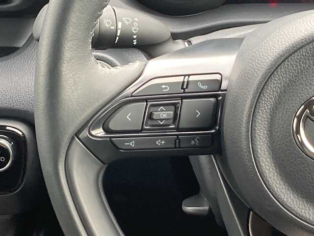 トヨタ ヤリス ハイブリッド Z 佐賀県 2023(令5)年 1.3万km ブラック ワンオーナー/純正ディスプレイオーディオ/バックカメラ/プリクラッシュセーフティ/レーンディパーチャーアラート/オートハイビーム/アダプティブクルーズコントロール/クリアランスソナー/シートヒーター/ステアリングヒーター/ステアリングリモコン/ETC2.0/純正ドライブレコーダー/プッシュスタート/スマートキー/LEDヘッドライト/フォグライト