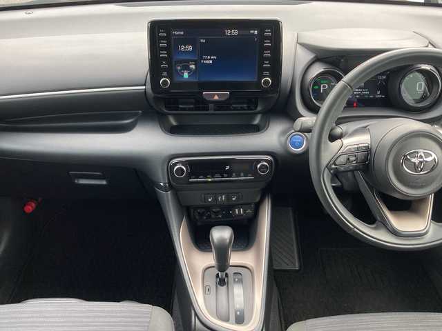 トヨタ ヤリス ハイブリッド Z 佐賀県 2023(令5)年 1.3万km ブラック ワンオーナー/純正ディスプレイオーディオ/バックカメラ/プリクラッシュセーフティ/レーンディパーチャーアラート/オートハイビーム/アダプティブクルーズコントロール/クリアランスソナー/シートヒーター/ステアリングヒーター/ステアリングリモコン/ETC2.0/純正ドライブレコーダー/プッシュスタート/スマートキー/LEDヘッドライト/フォグライト